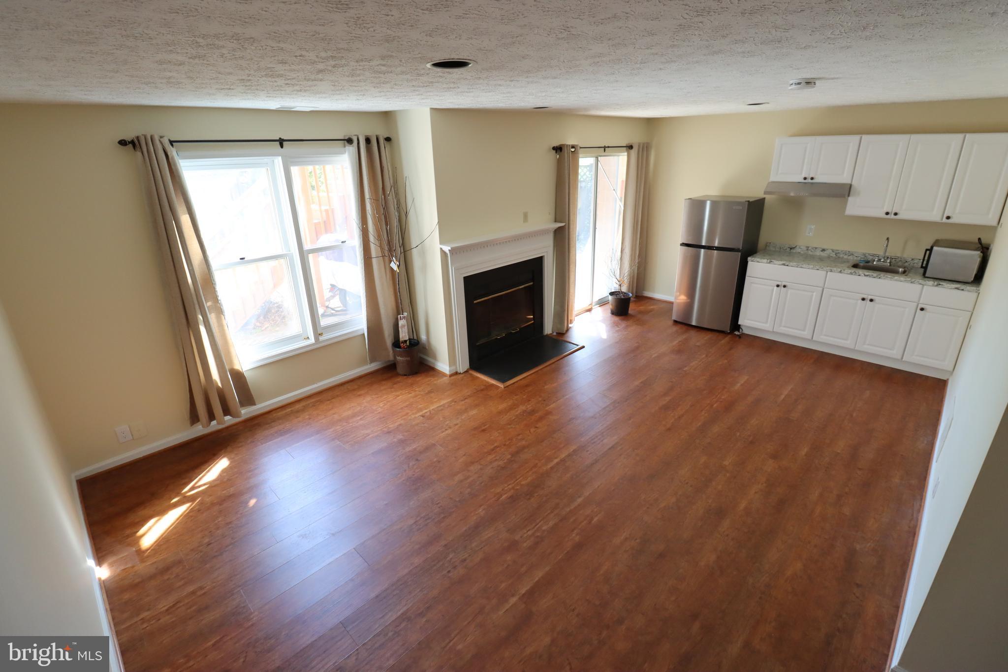 CEDAR WOODS - Residential Lease