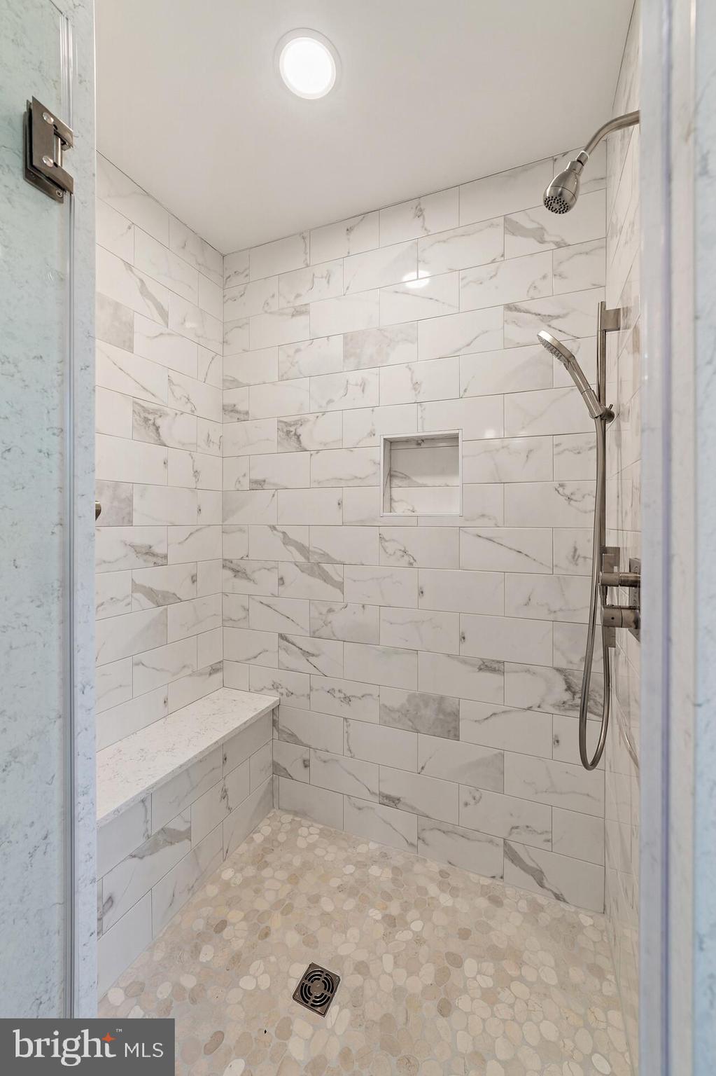 WINCHESTER - Residential