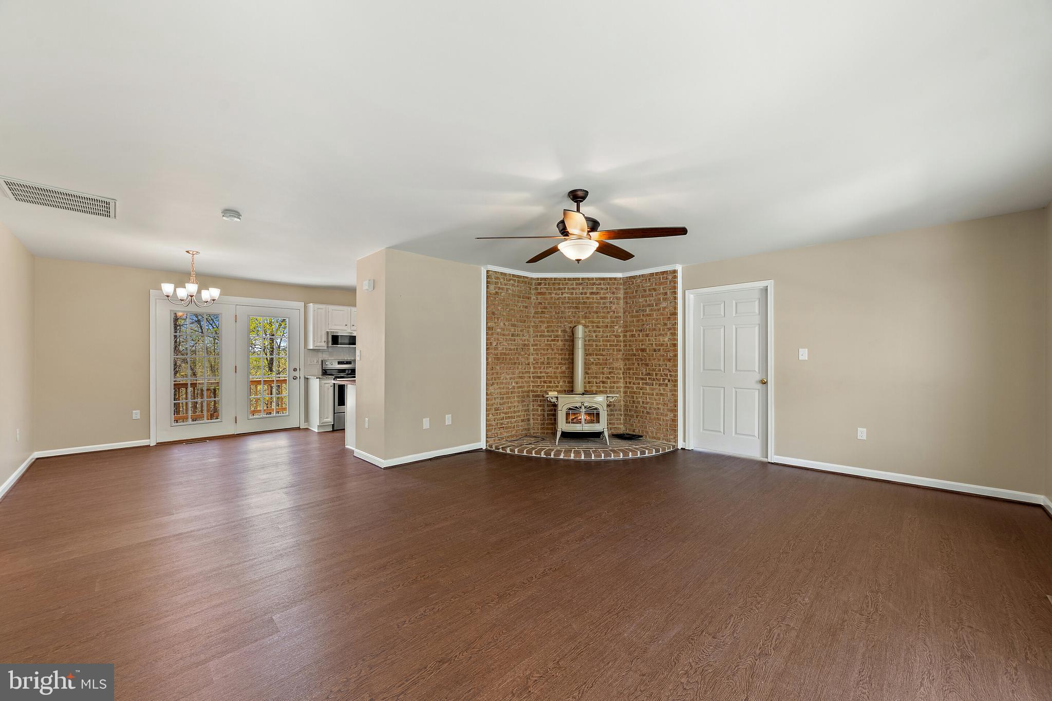 WINCHESTER - Residential