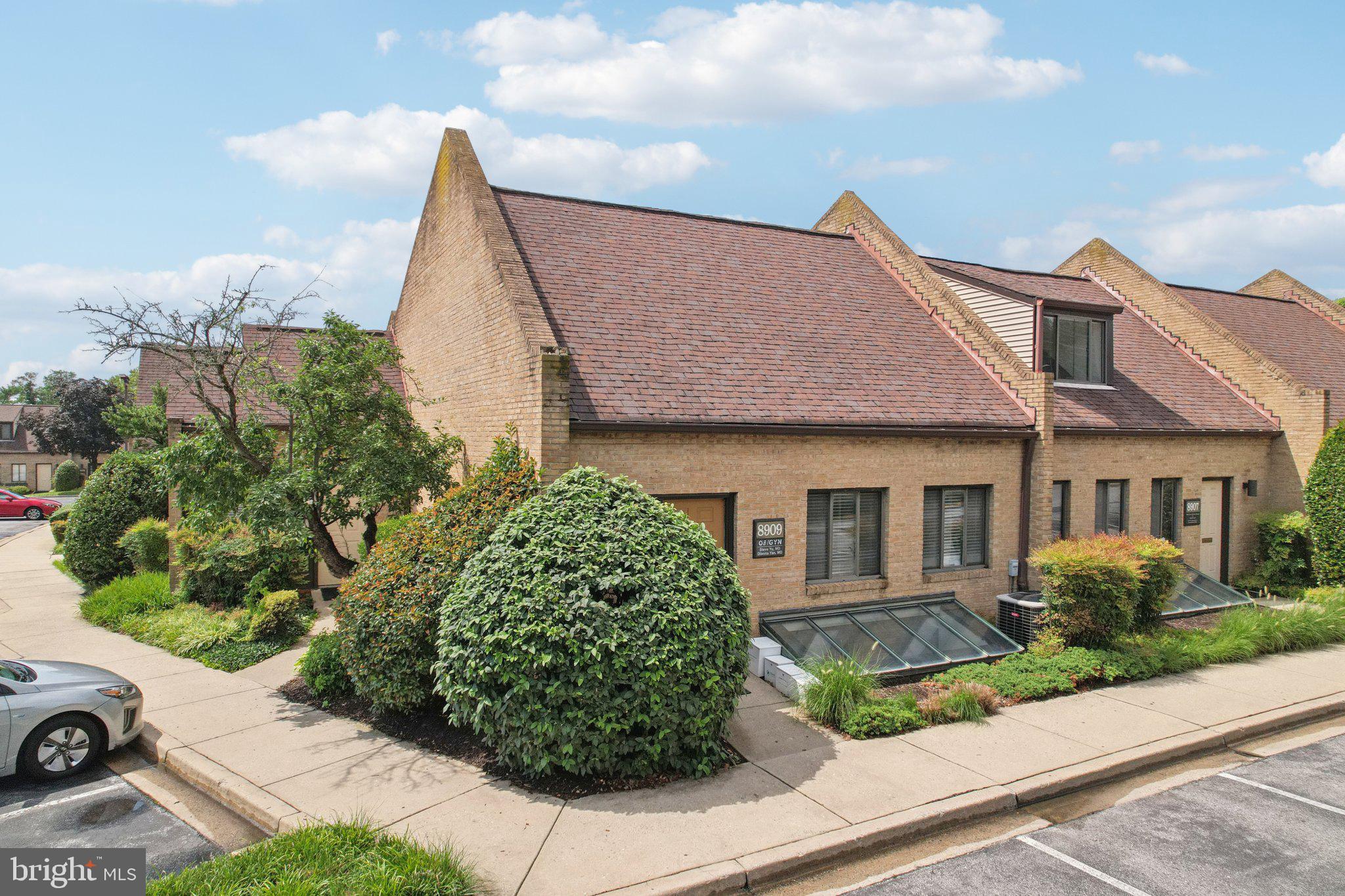 GAITHERSBURG - Commercial Sale