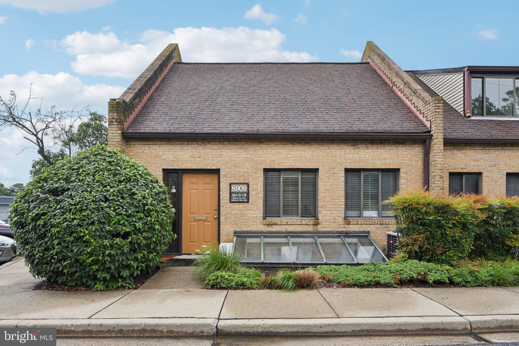 GAITHERSBURG - Commercial Sale