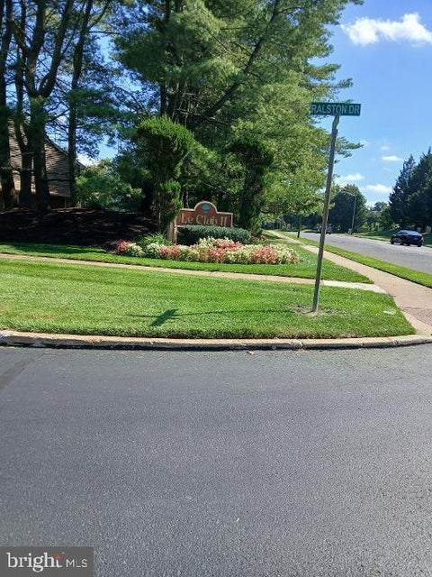 Photo of 2001 Ralston Drive, MOUNT LAUREL, NJ 08054 (MLS # NJBL2120104)