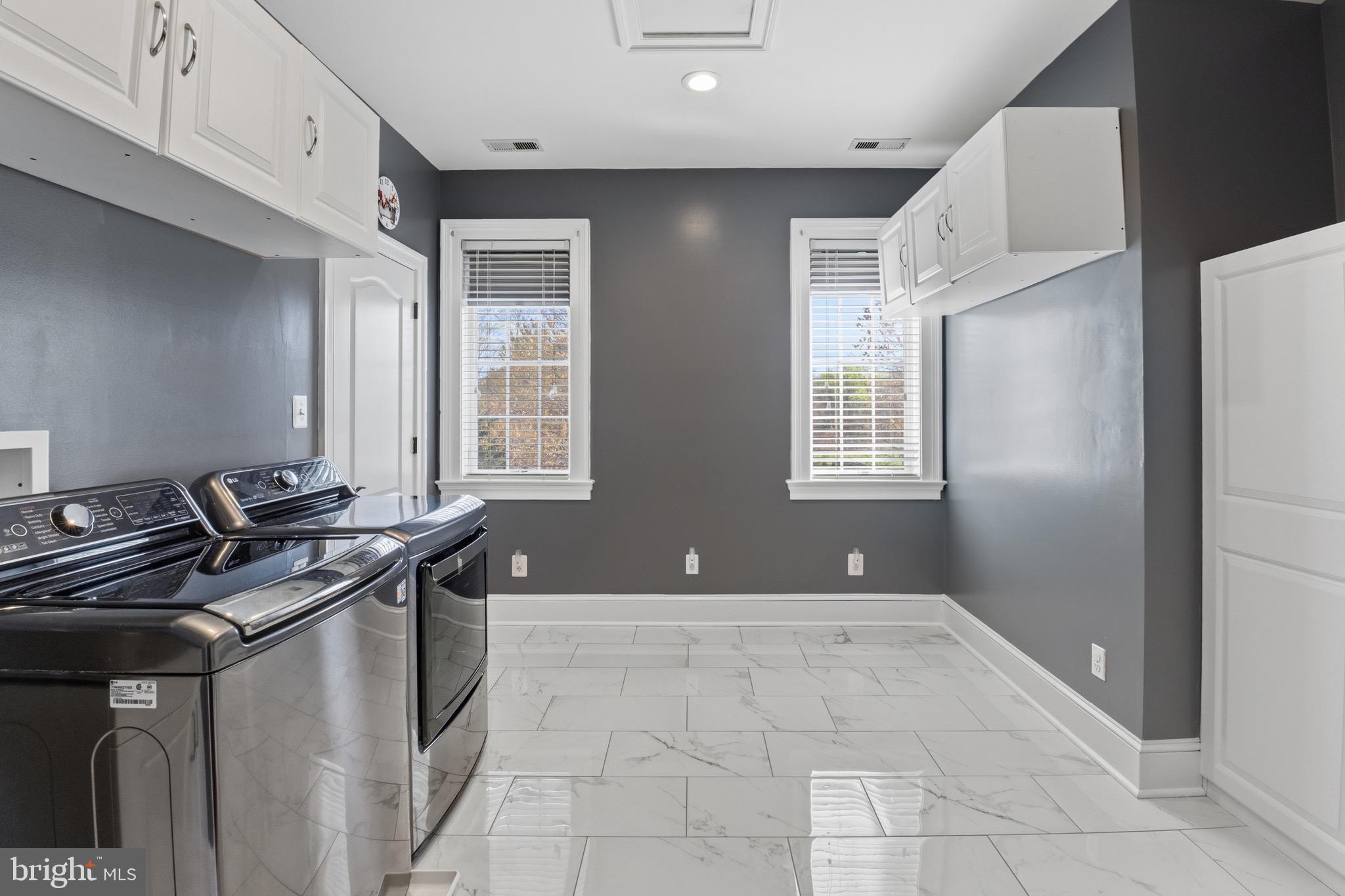 TIMBERLINE PARK - Residential