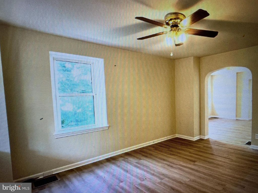 Photo of 617 3rd Street, BEVERLY, NJ 08010 (MLS # NJBL2098308)