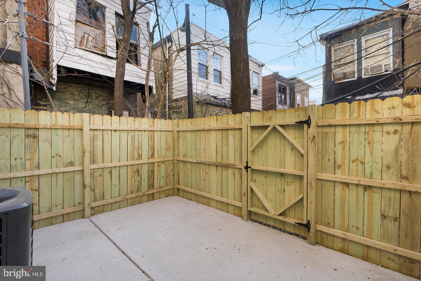 GRAYS FERRY - Residential