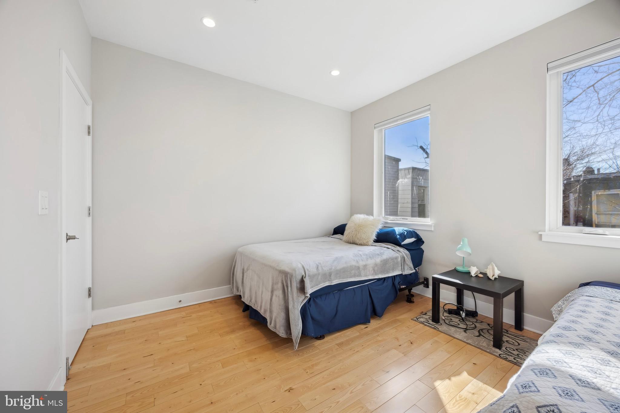 GRAYS FERRY - Residential