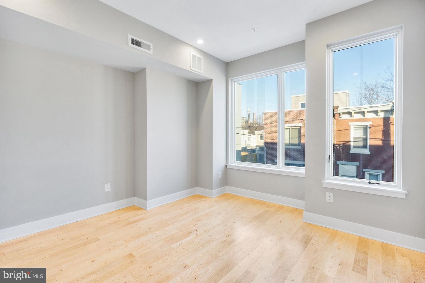 GRAYS FERRY - Residential