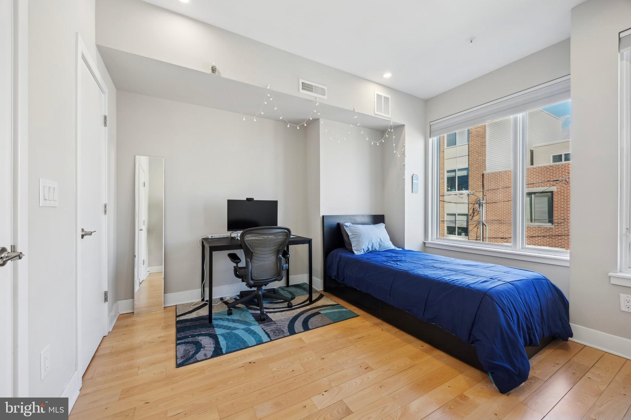 GRAYS FERRY - Residential