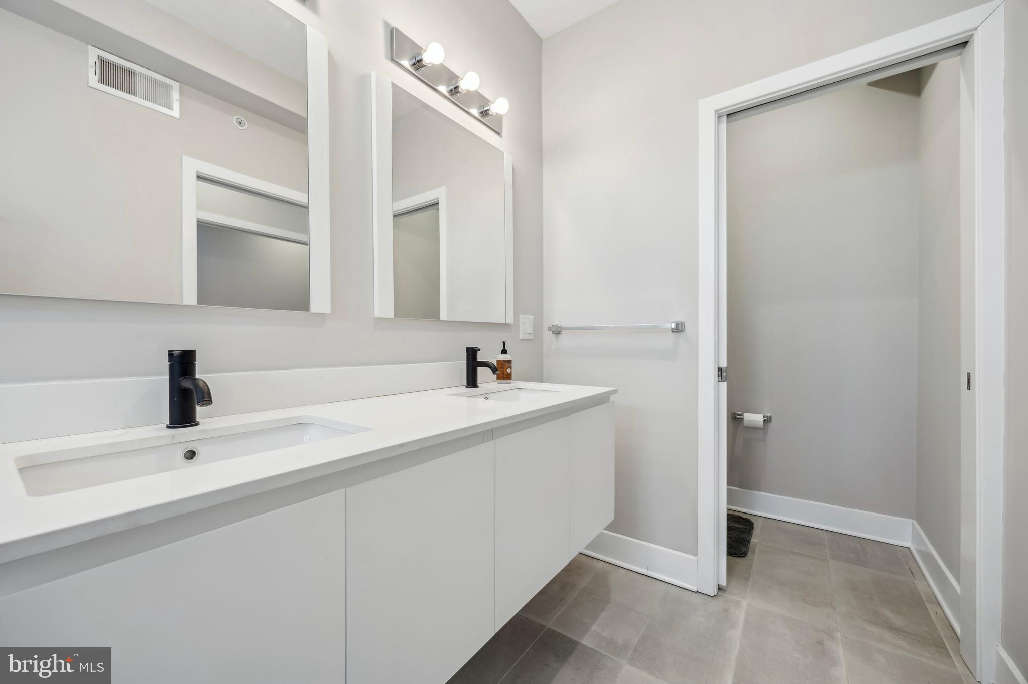 GRAYS FERRY - Residential