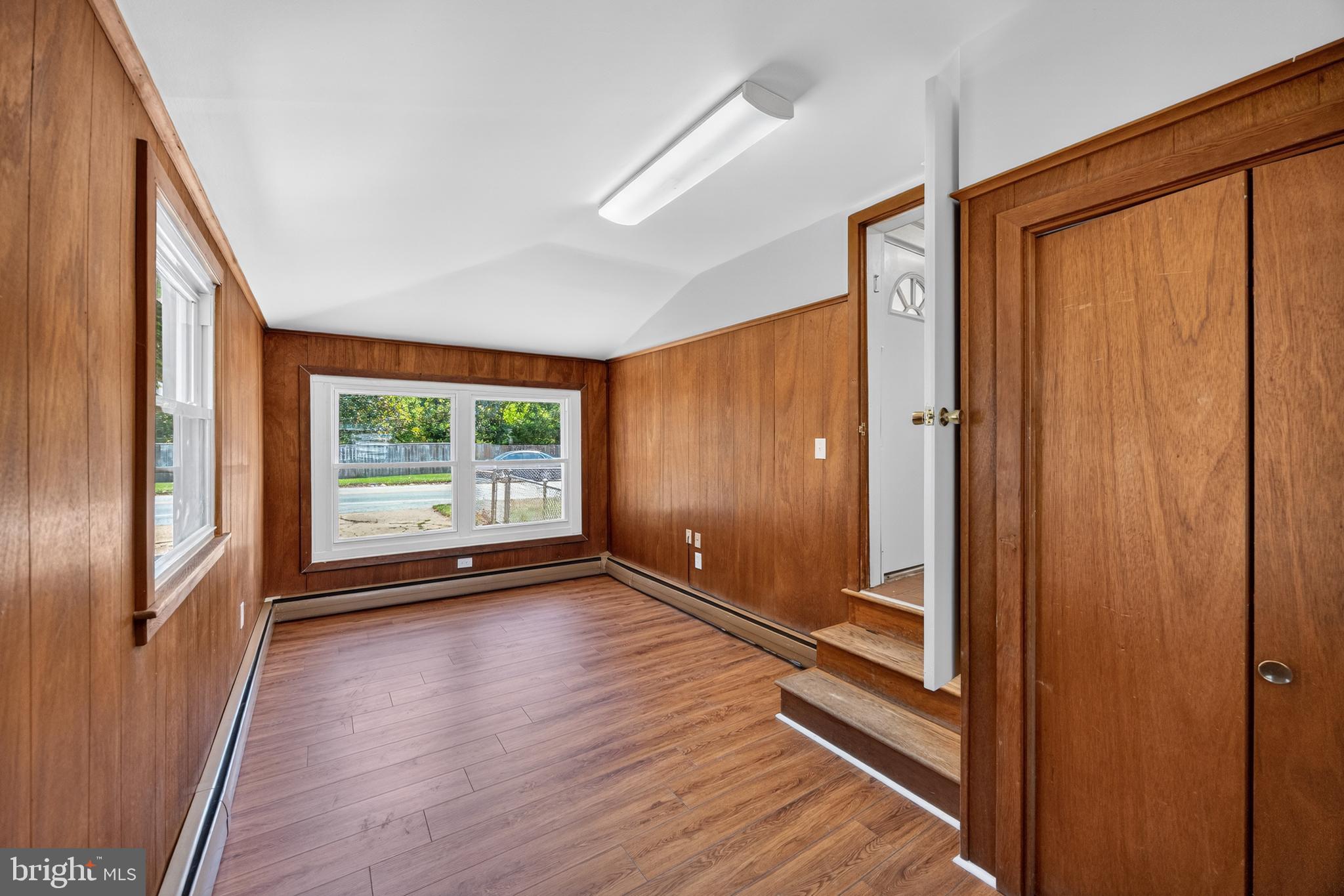 WEEMS CREEK - Residential