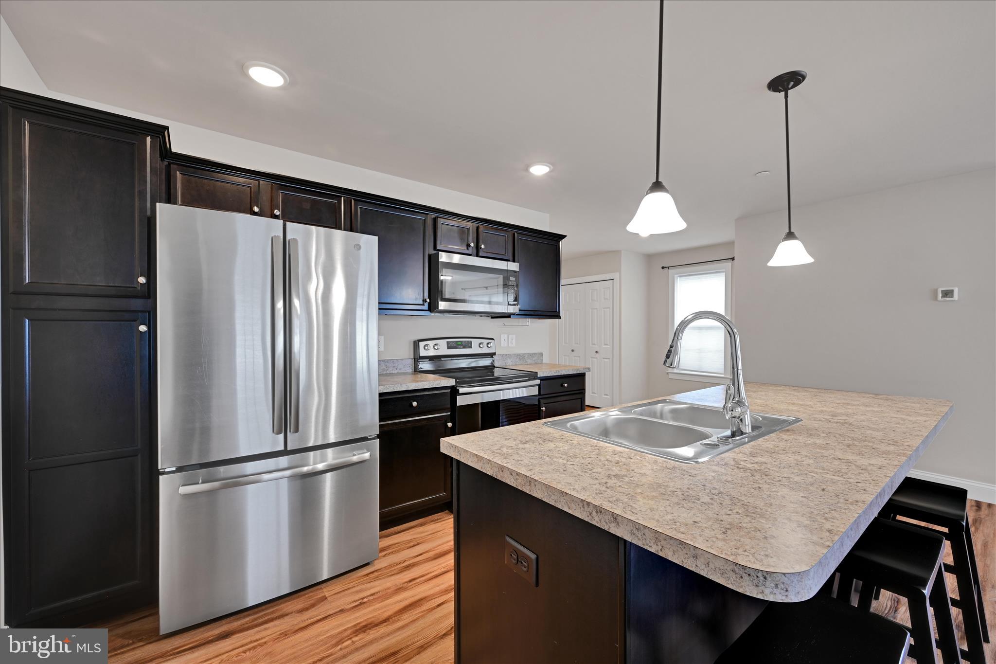 CEDAR HOLLOW - Residential