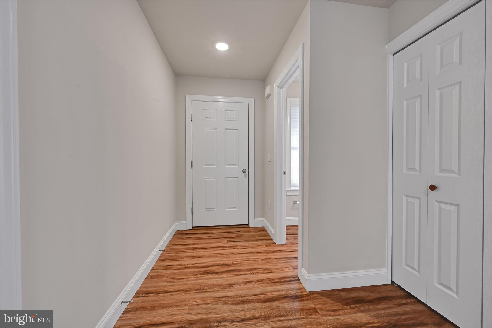 CEDAR HOLLOW - Residential