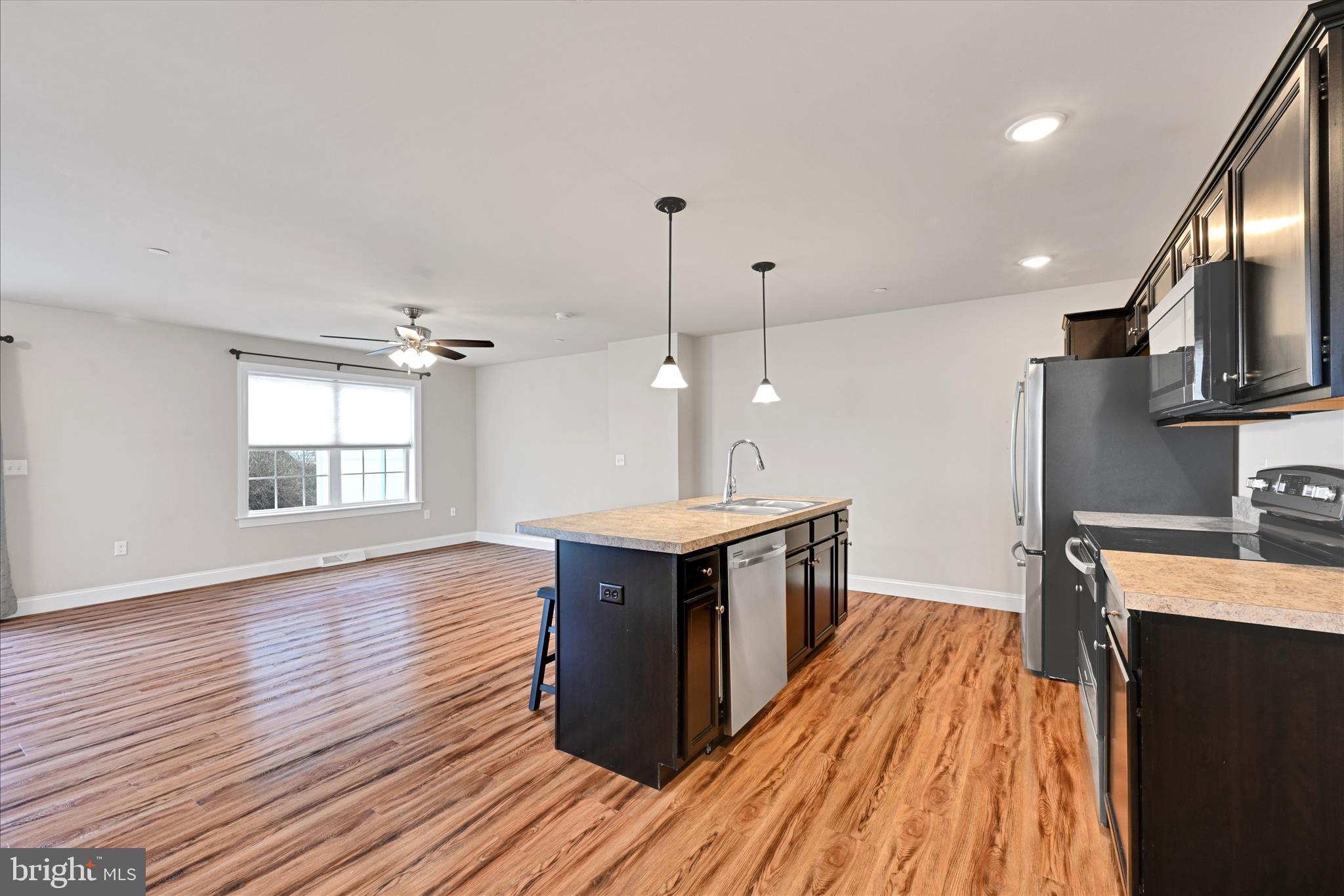 CEDAR HOLLOW - Residential