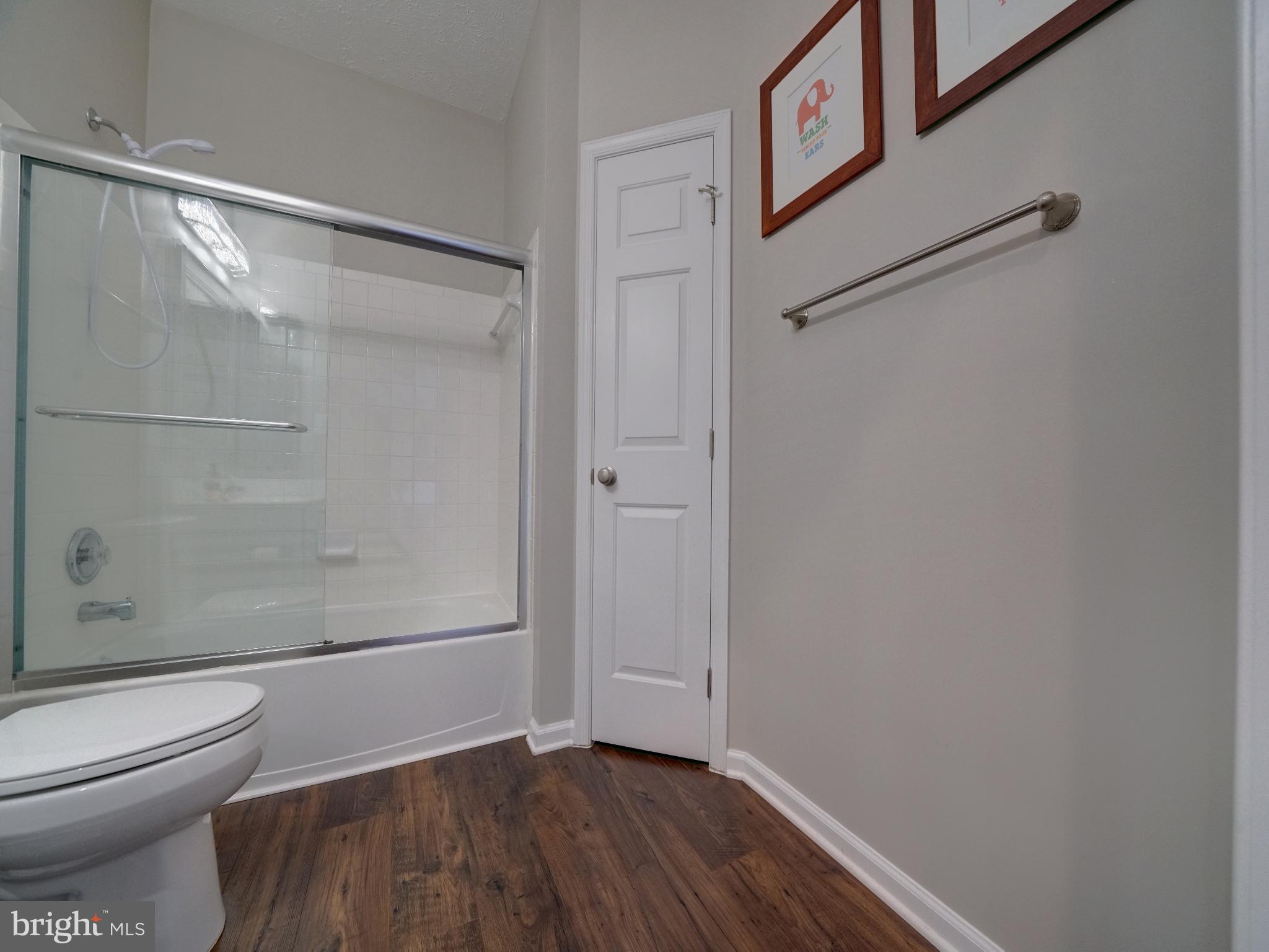 PINEY ORCHARD - Residential