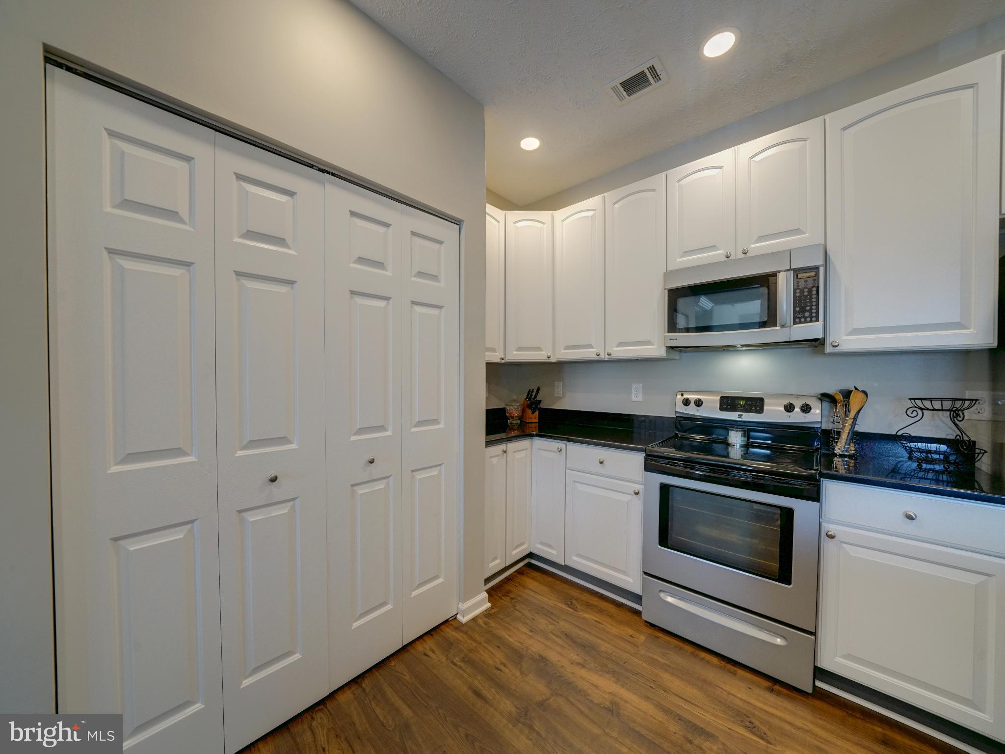 PINEY ORCHARD - Residential