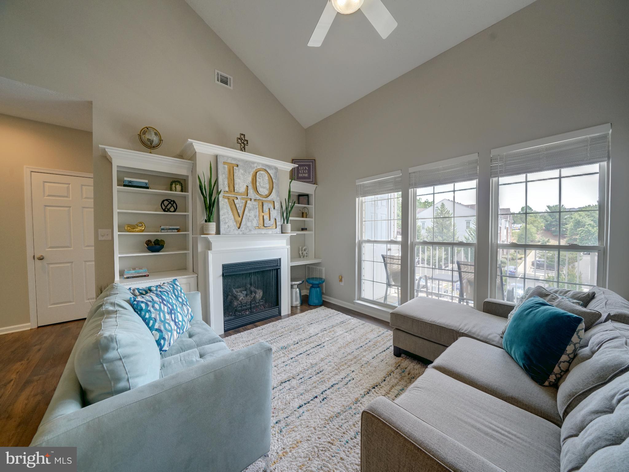 PINEY ORCHARD - Residential