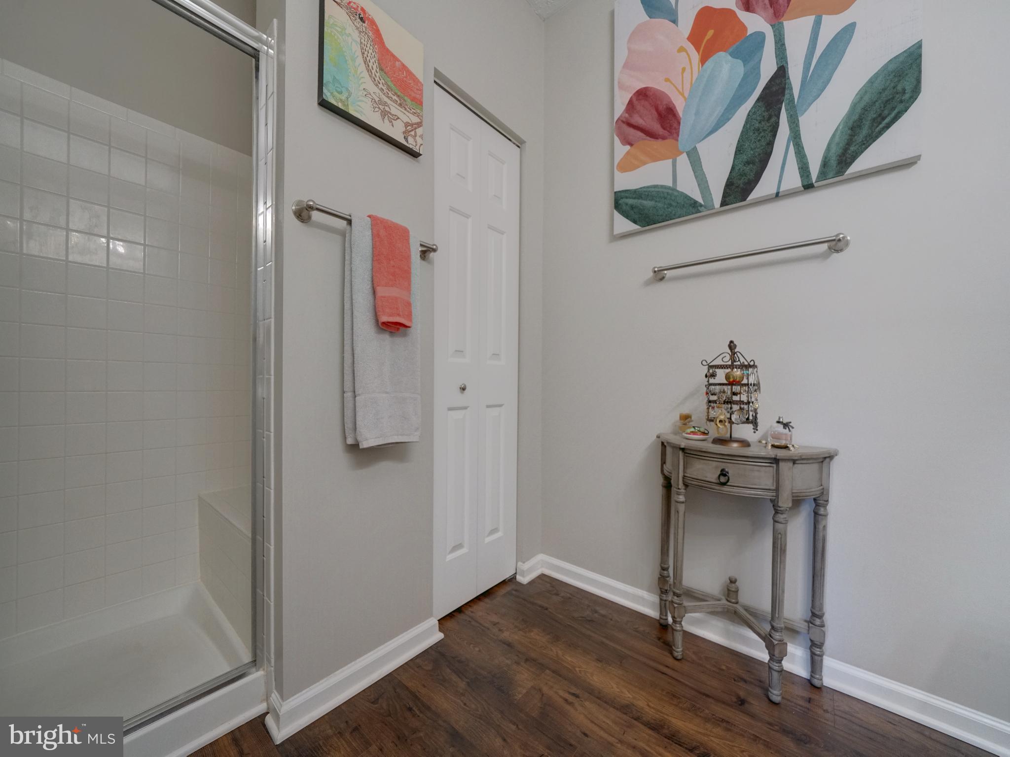 PINEY ORCHARD - Residential