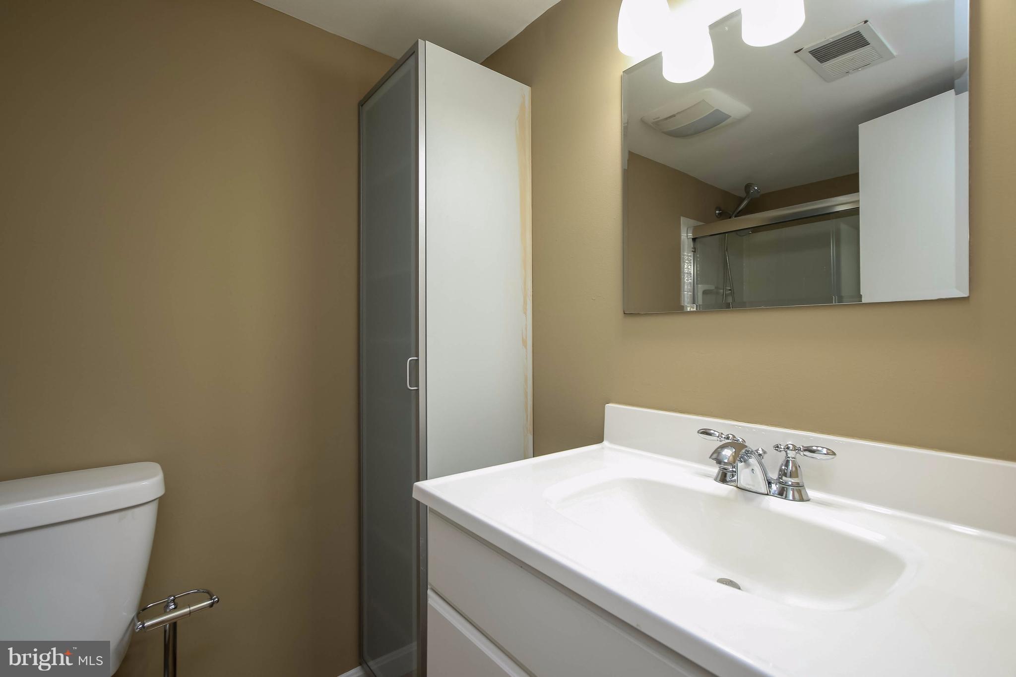 DEERING WOODS - Residential