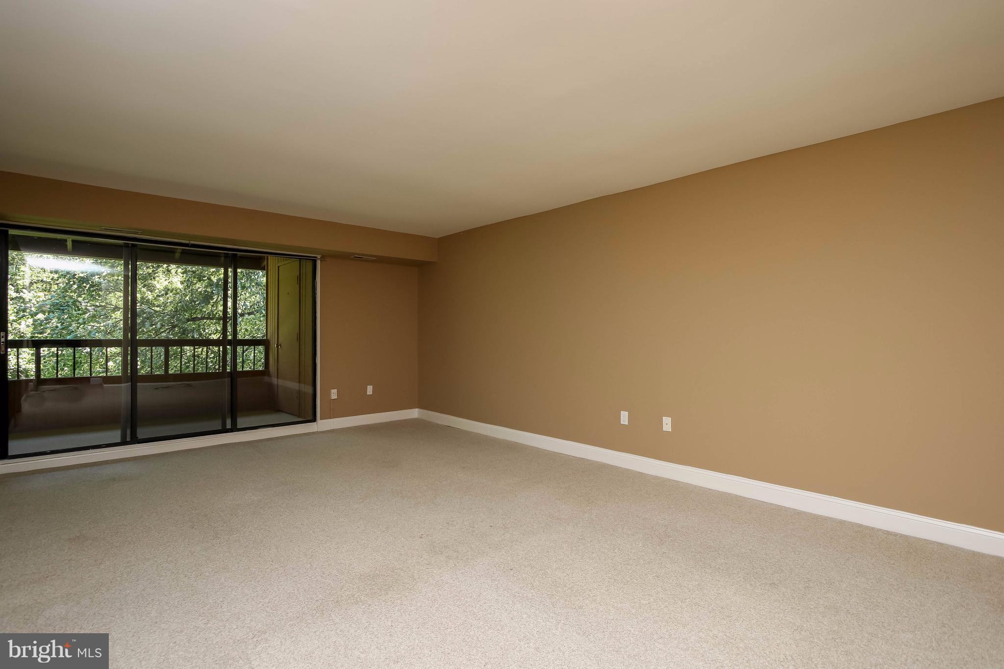 DEERING WOODS - Residential