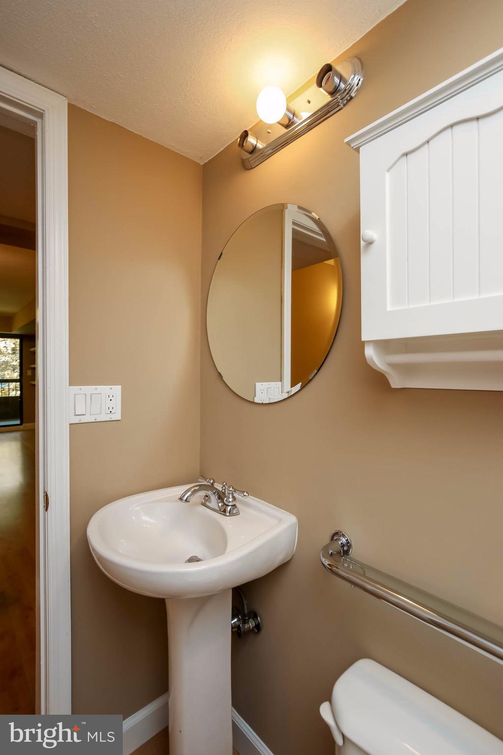 DEERING WOODS - Residential