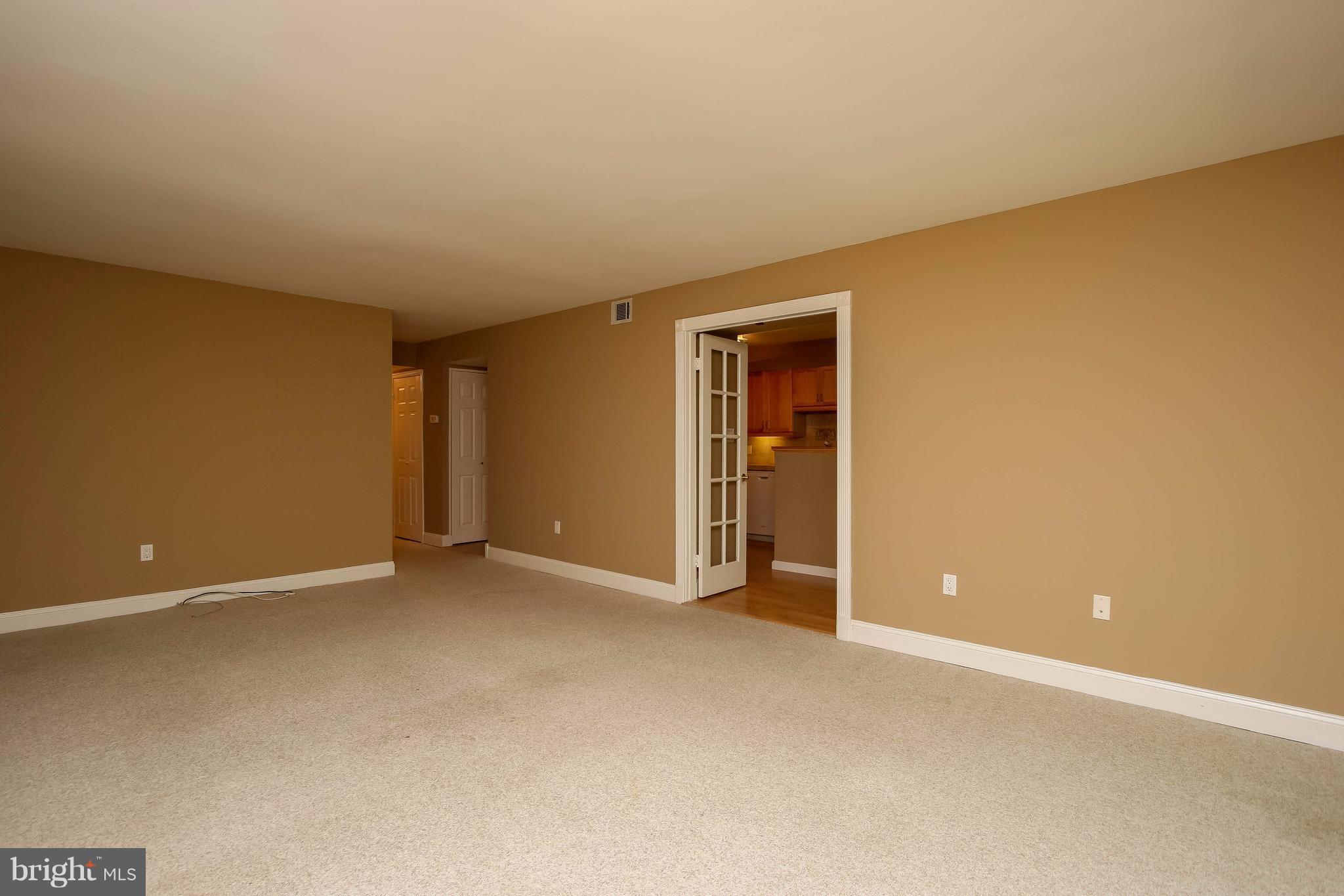 DEERING WOODS - Residential