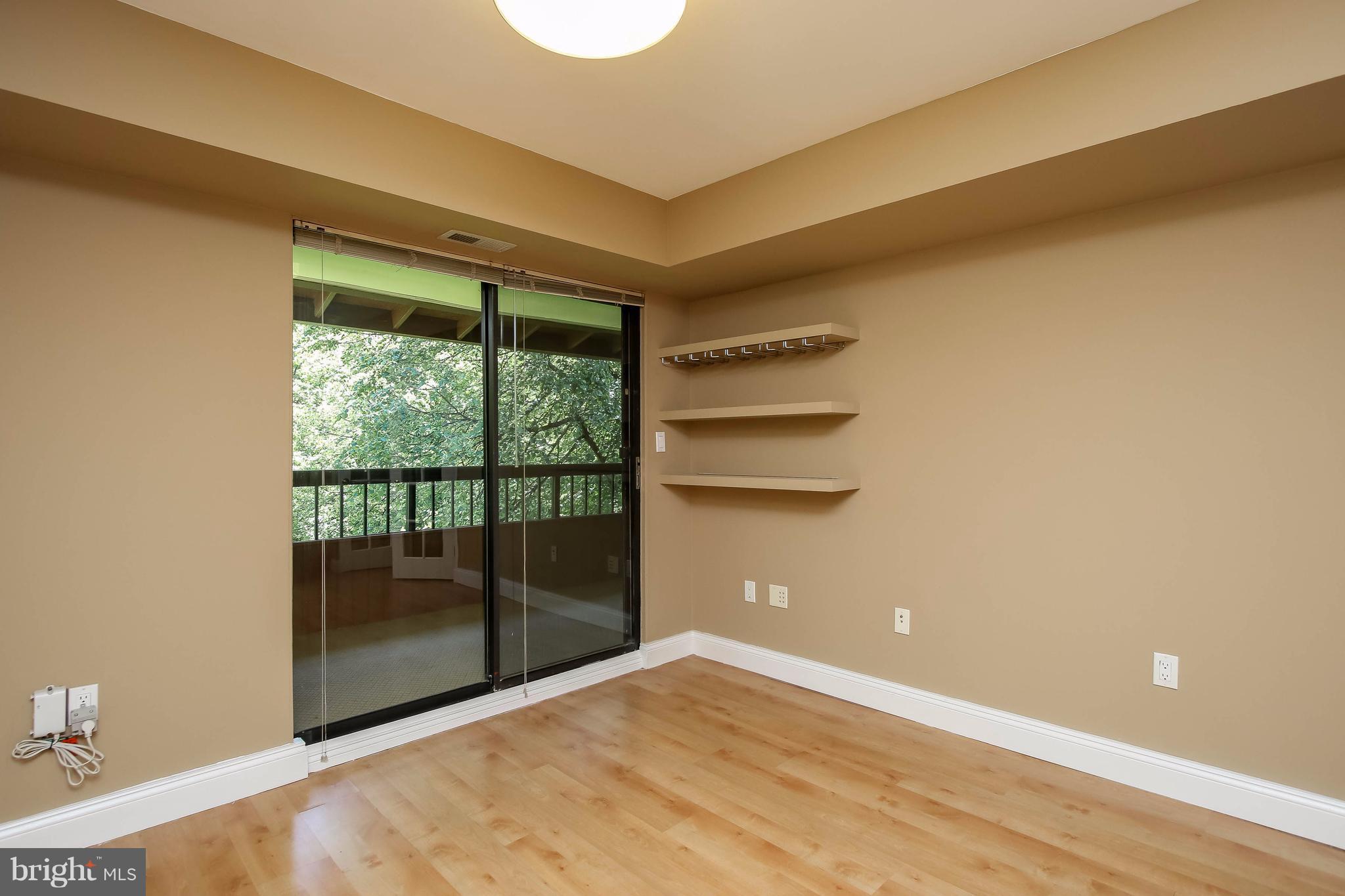 DEERING WOODS - Residential