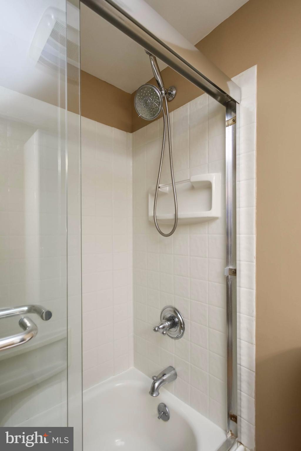 DEERING WOODS - Residential