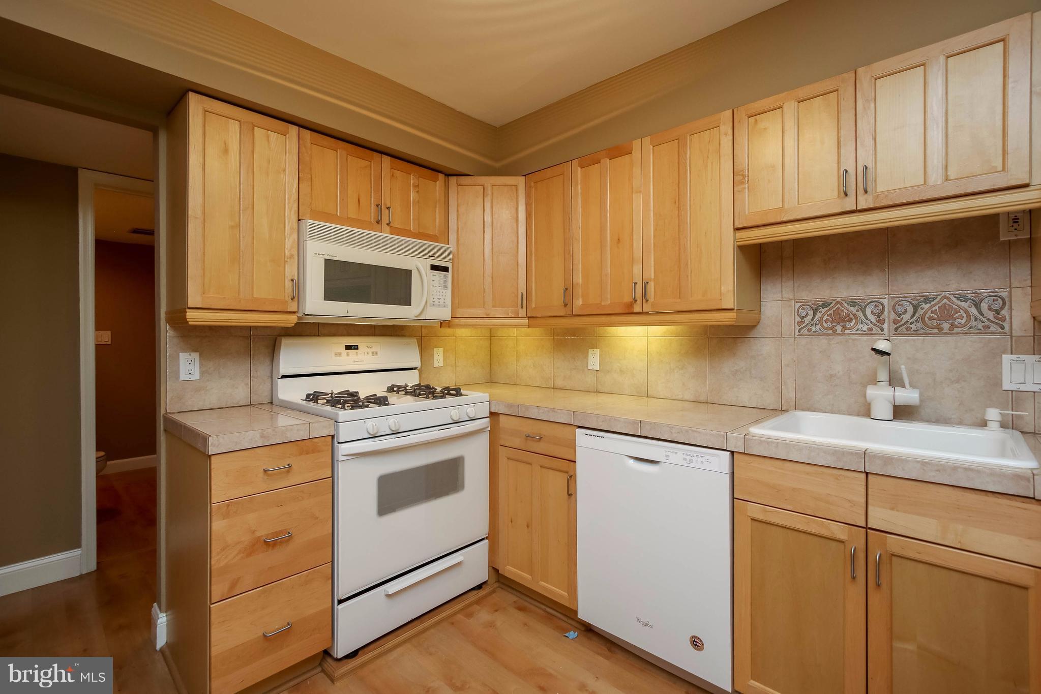 DEERING WOODS - Residential