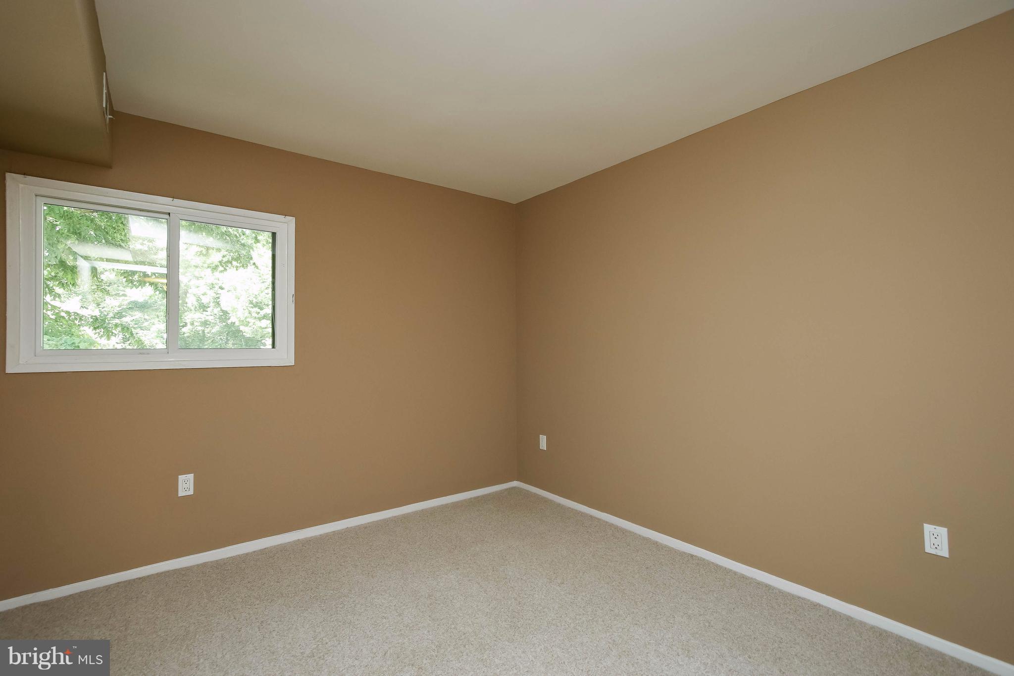 DEERING WOODS - Residential