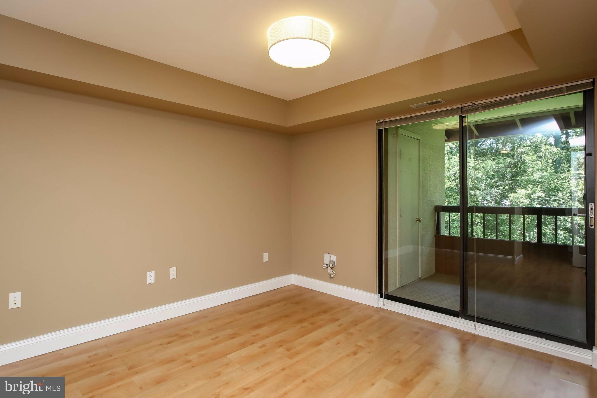 DEERING WOODS - Residential