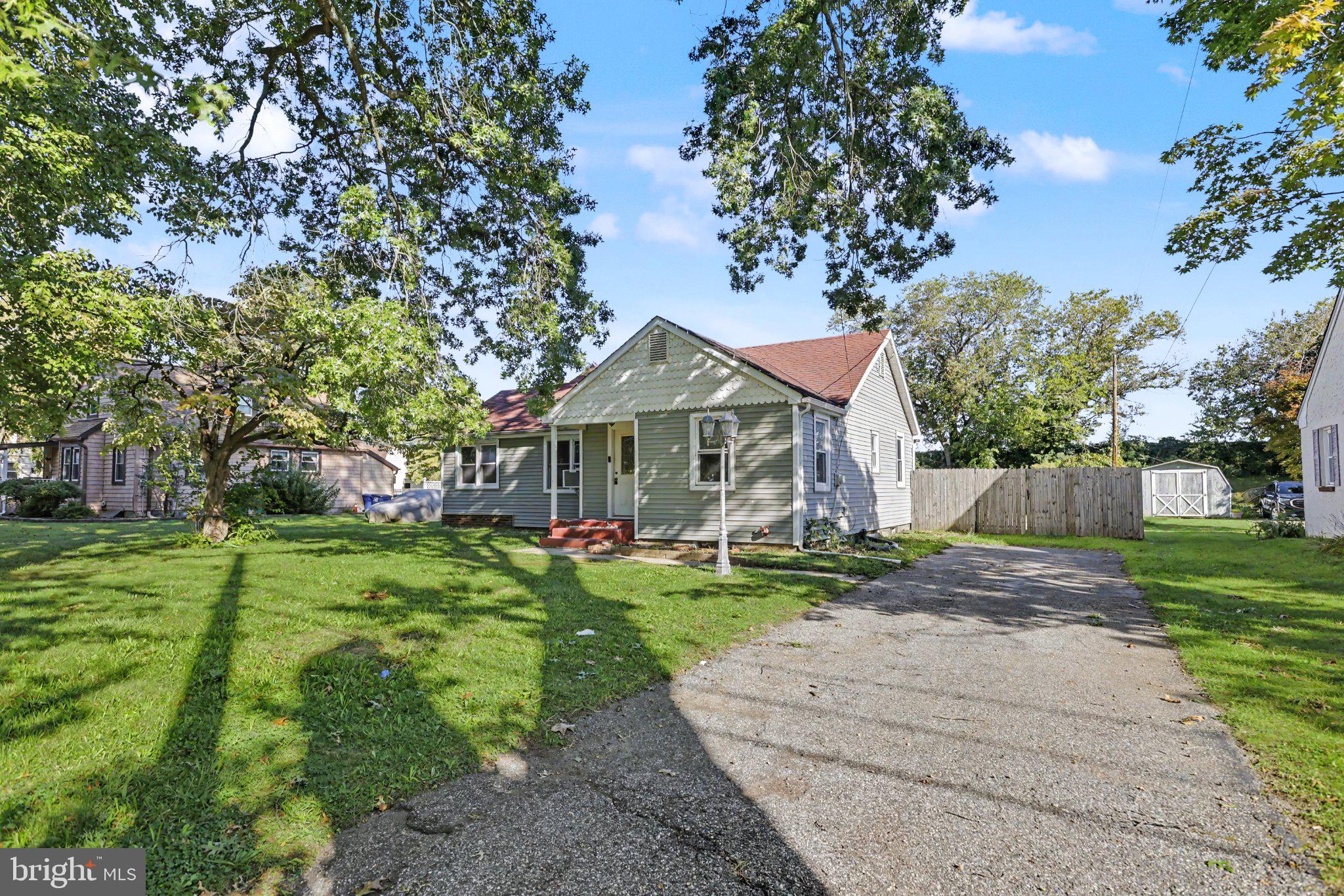 16 LINDEN ROAD