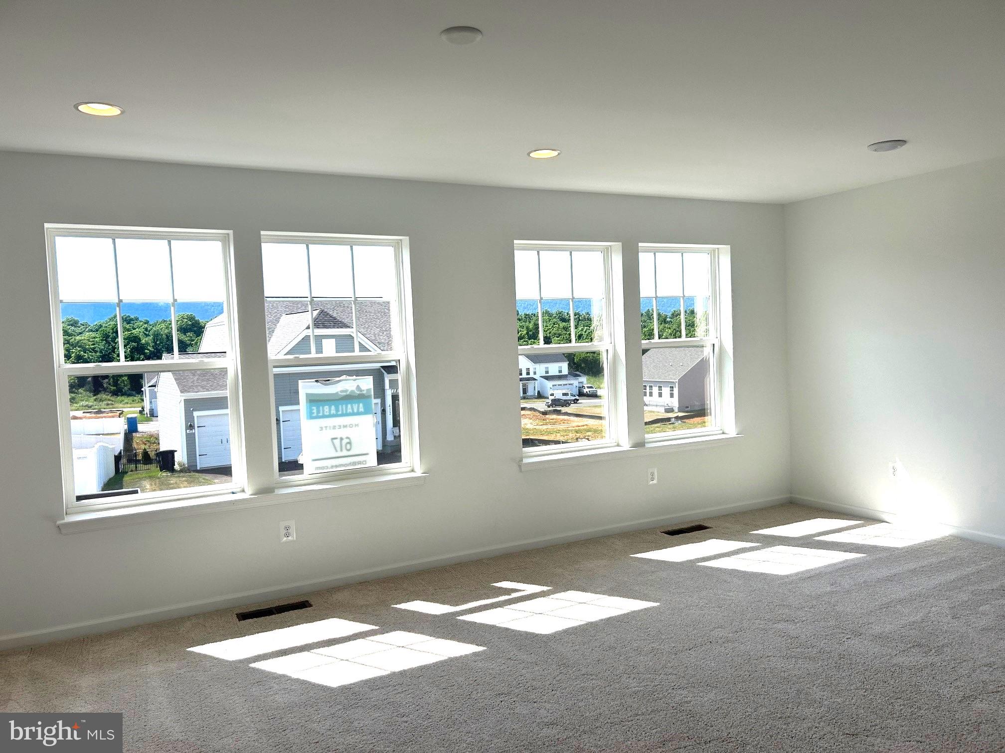 MARTINSBURG STATION - Residential