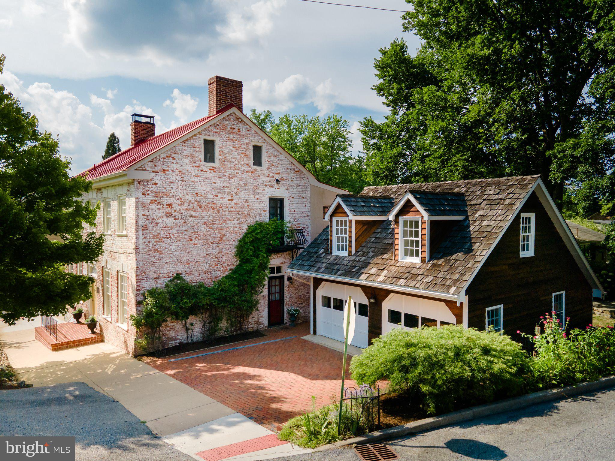 301 E GERMAN STREET