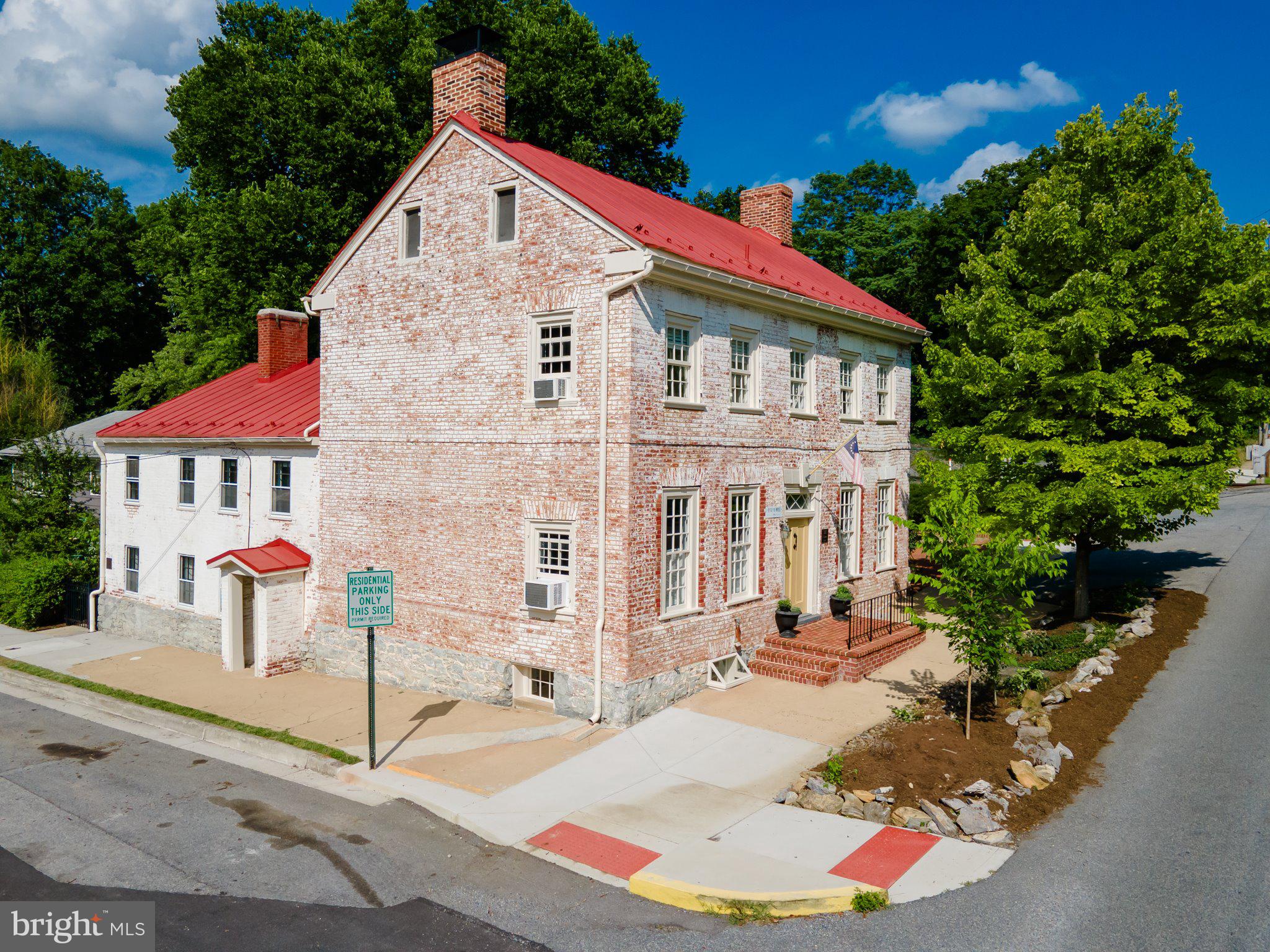301 E GERMAN STREET