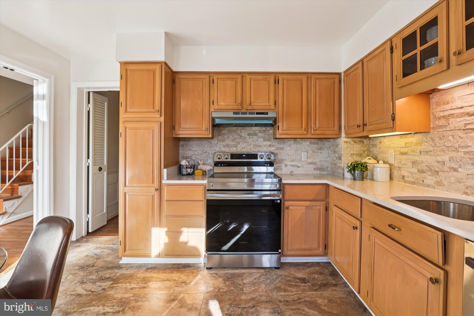 HALLCREST HEIGHTS - Residential