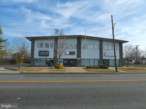 MLS: NJCD2090112