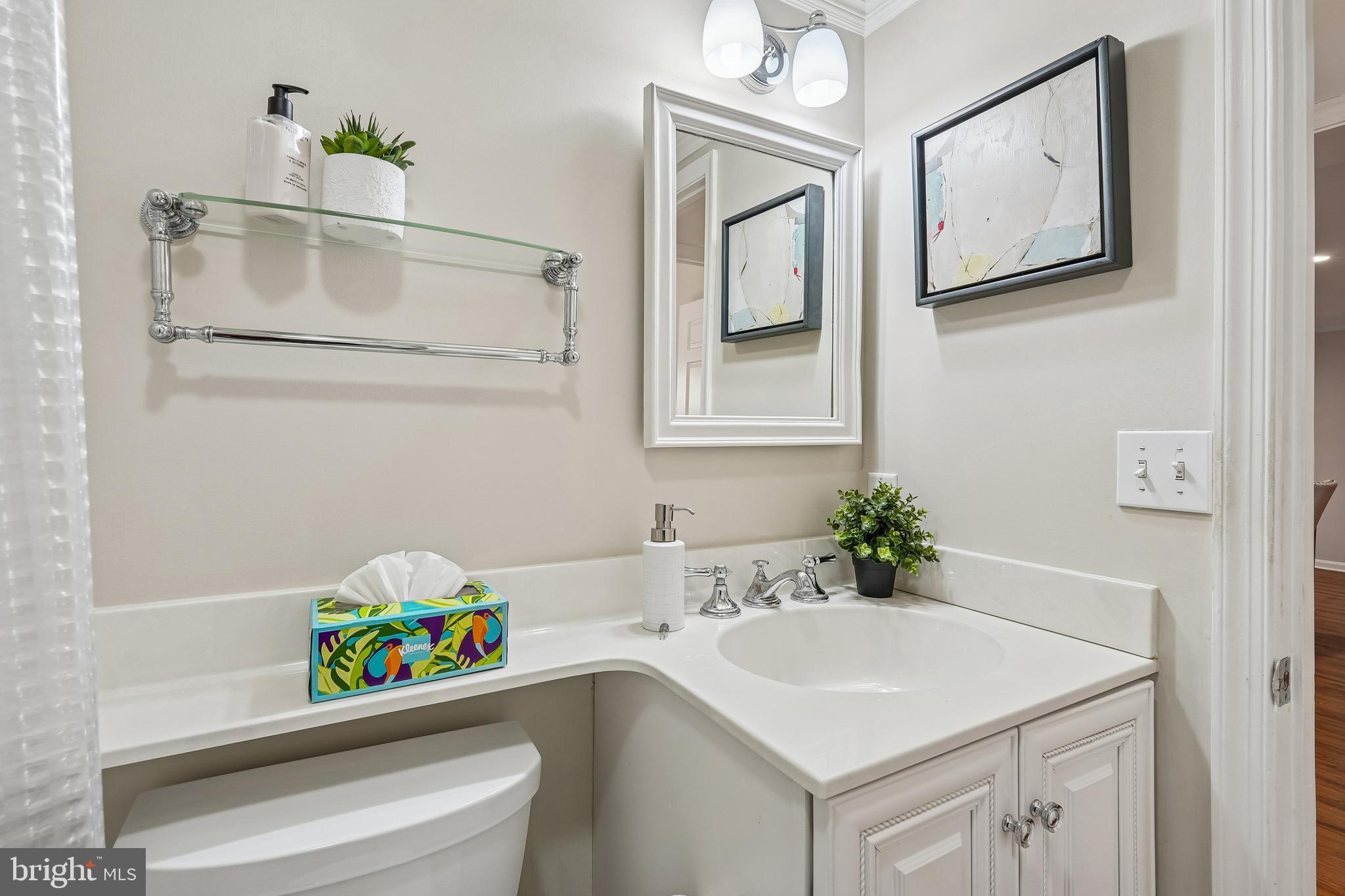 SUMNER SQUARE - Residential