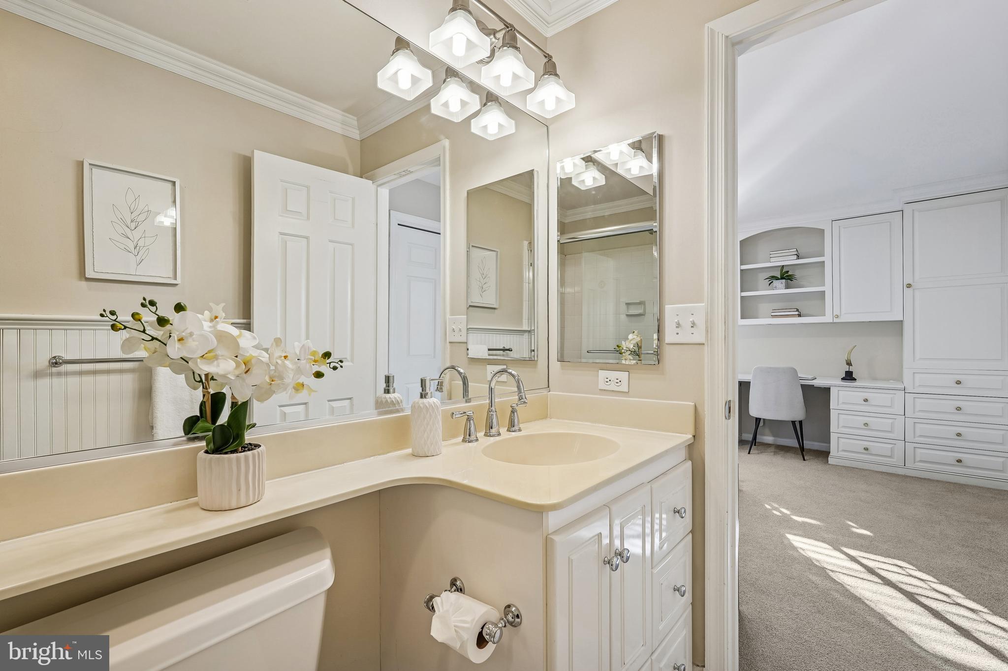 SUMNER SQUARE - Residential