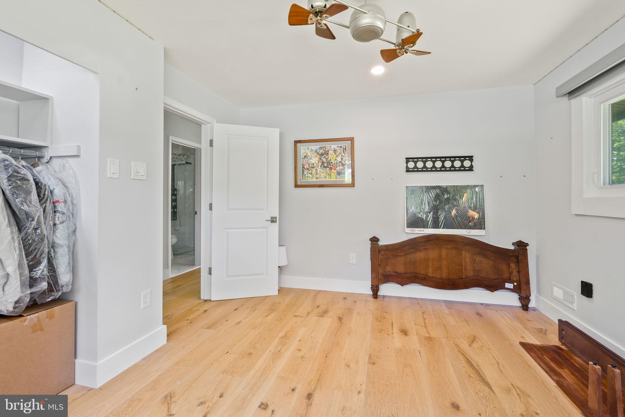 MANTUA - Residential