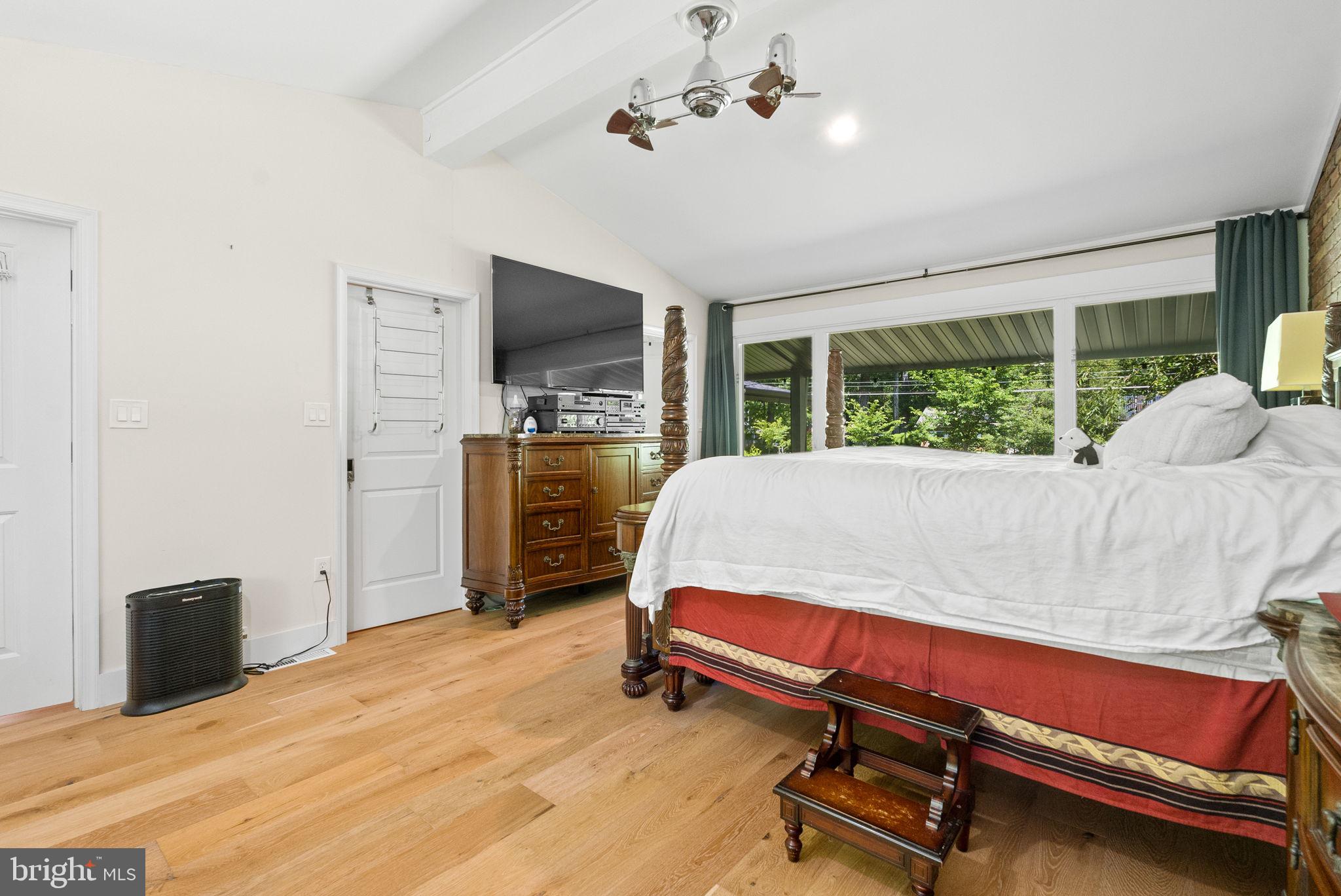 MANTUA - Residential