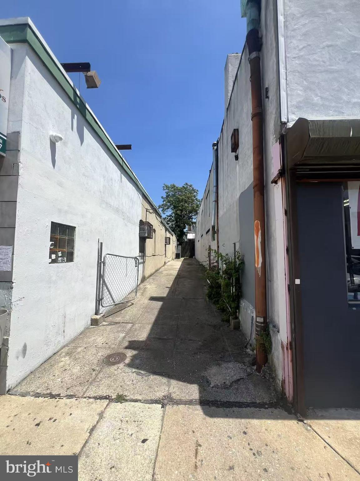 5505-9 N 5TH STREET