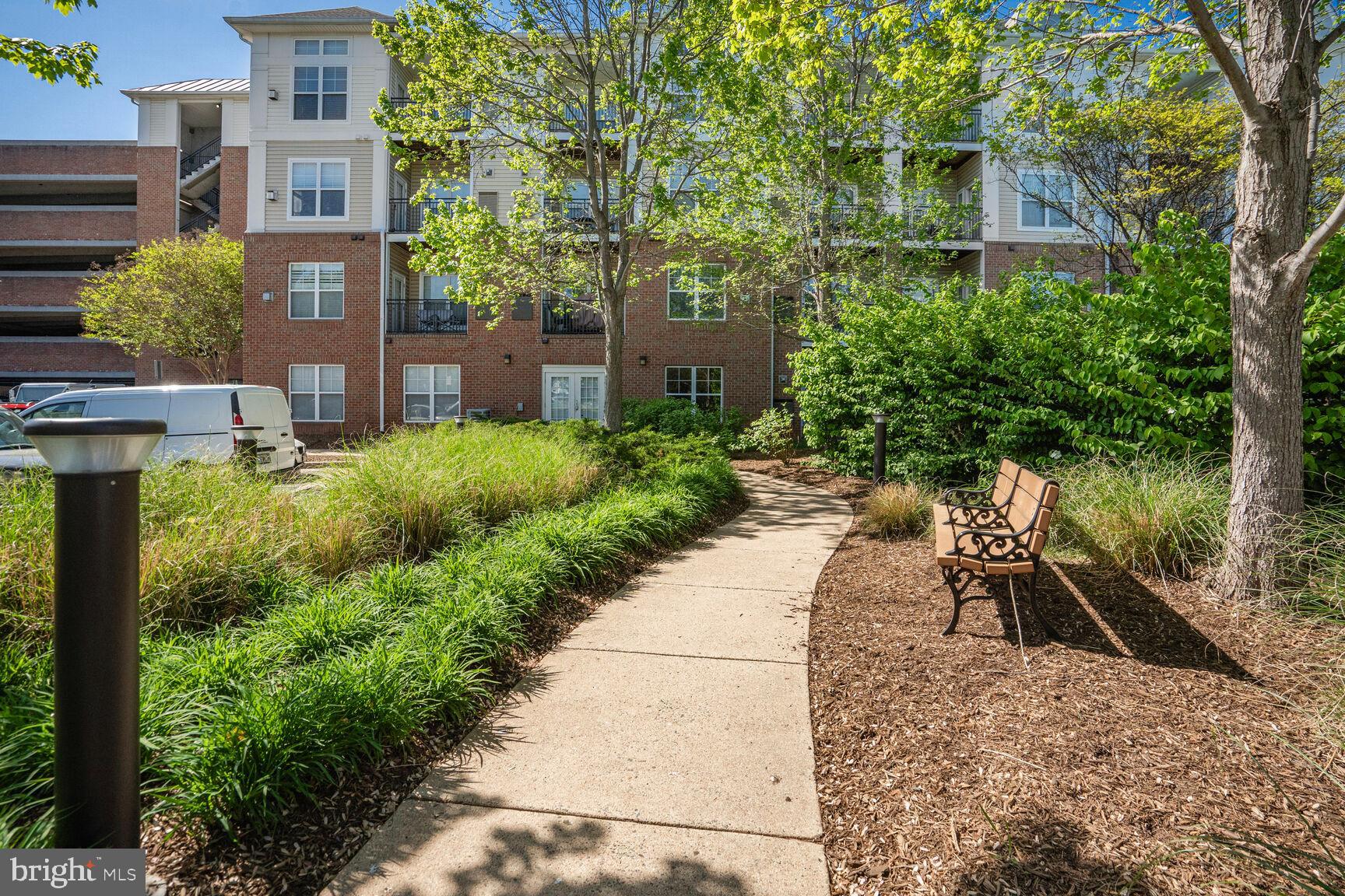 CHANTILLY PARK - Residential