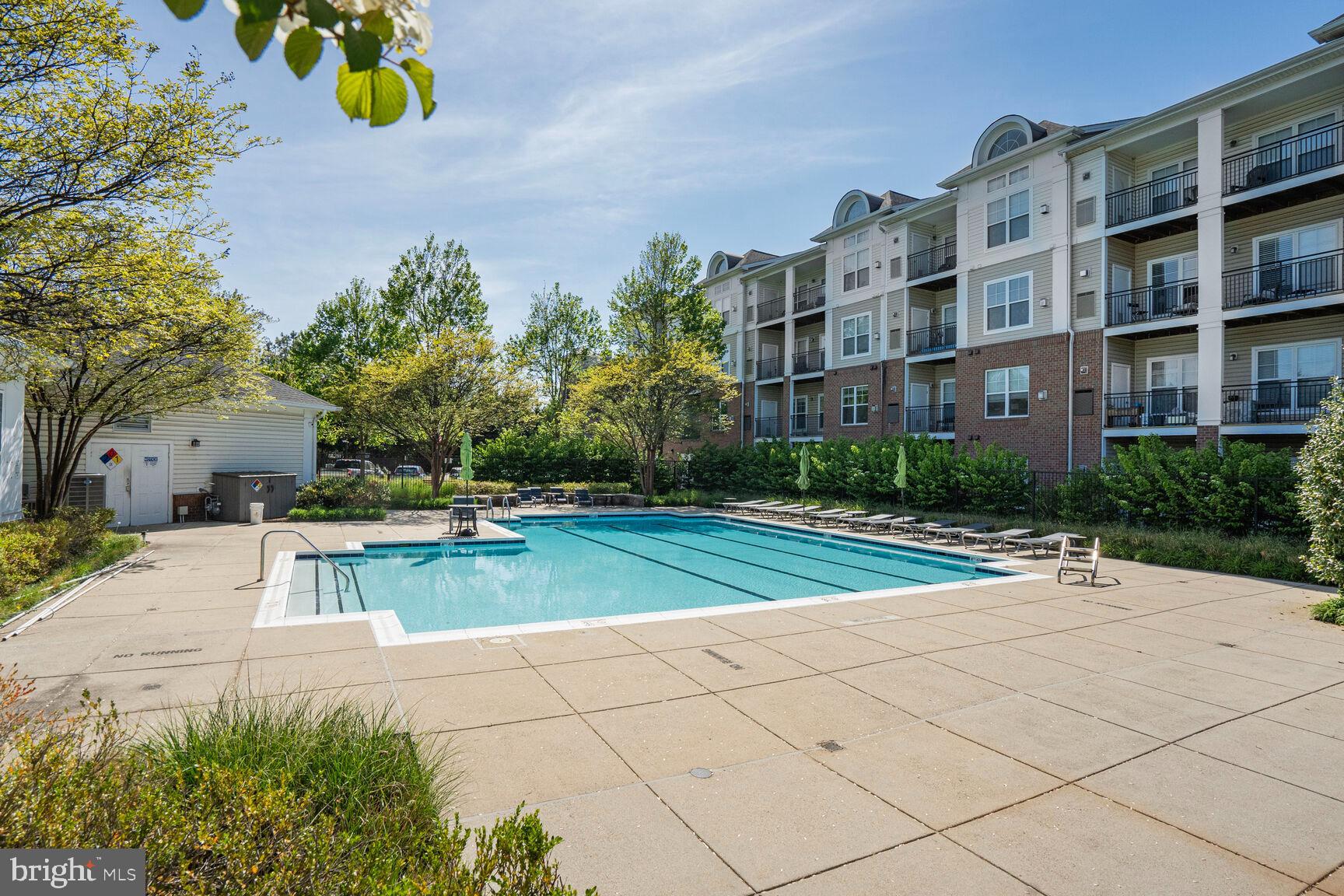 CHANTILLY PARK - Residential