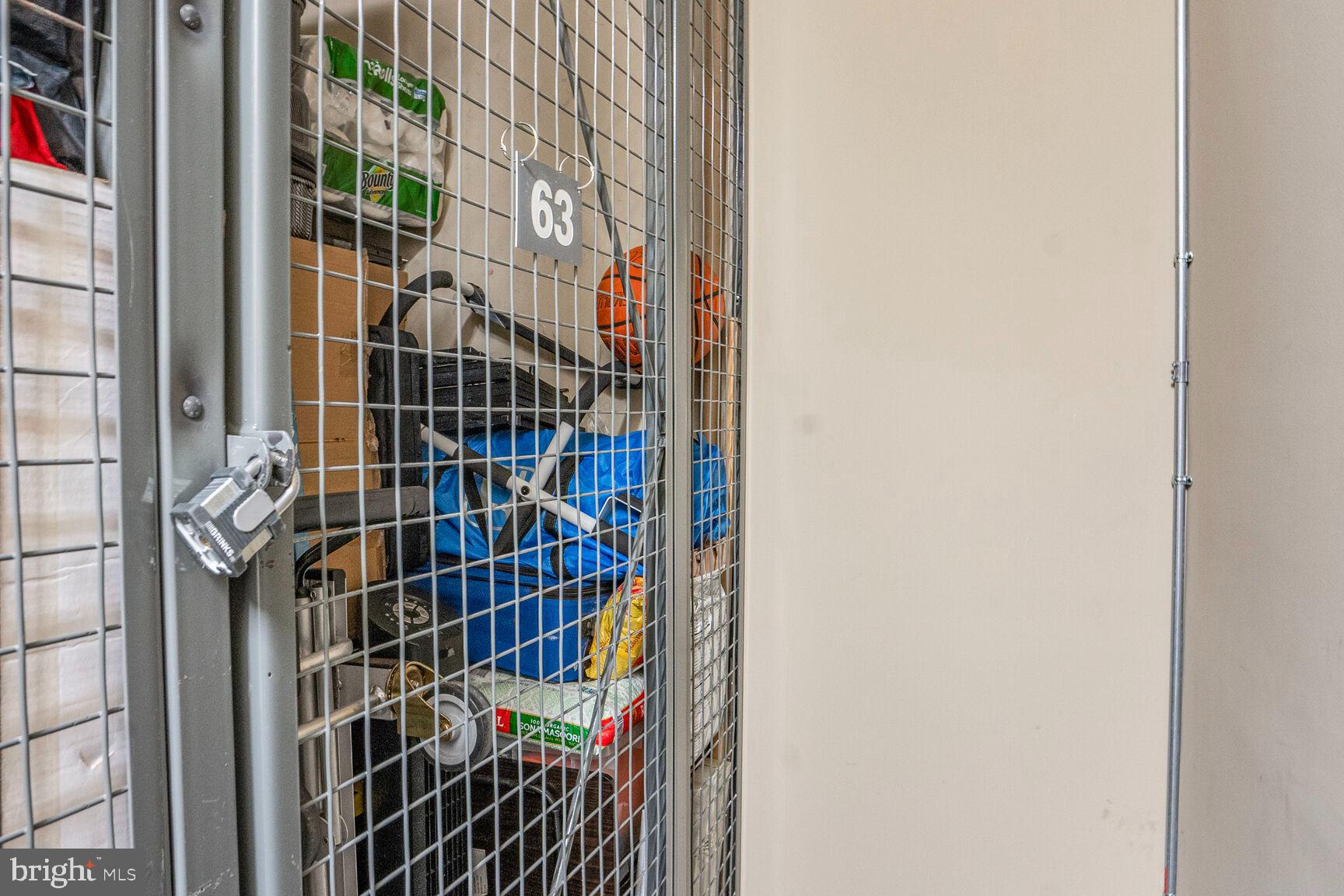 CHANTILLY PARK - Residential