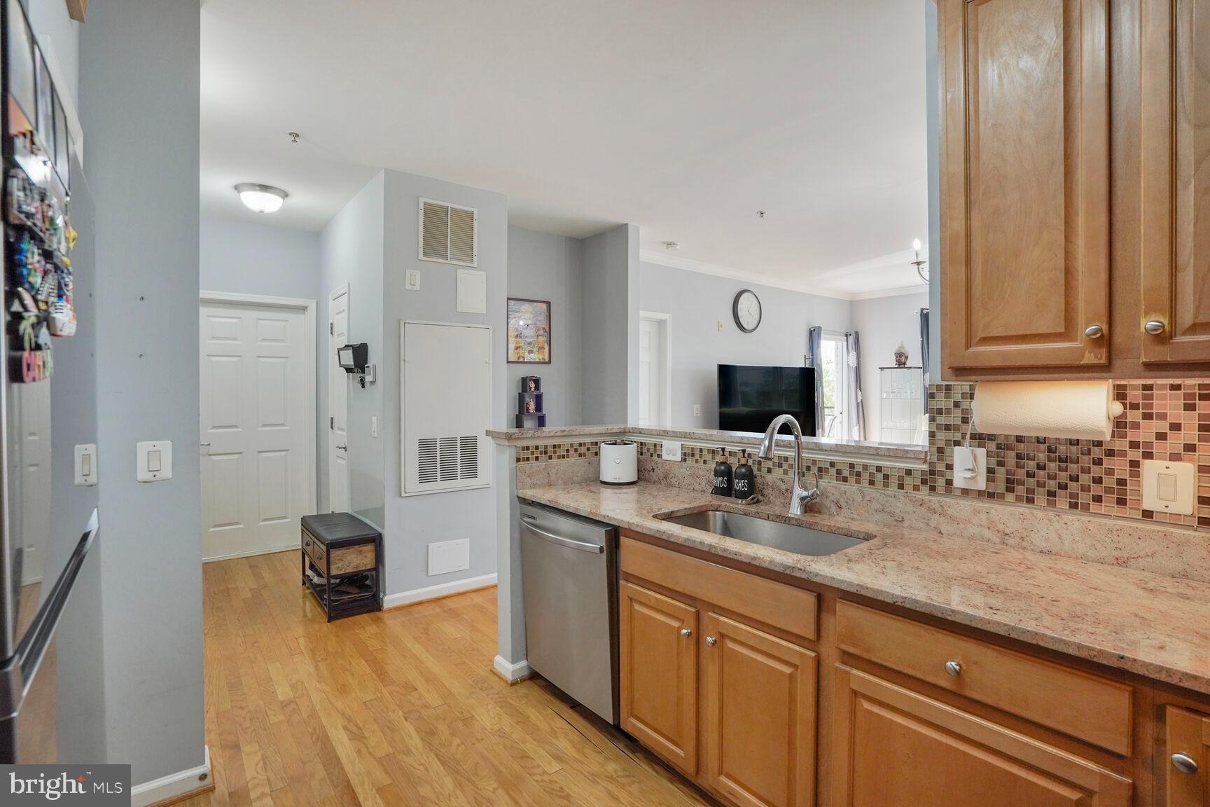 CHANTILLY PARK - Residential