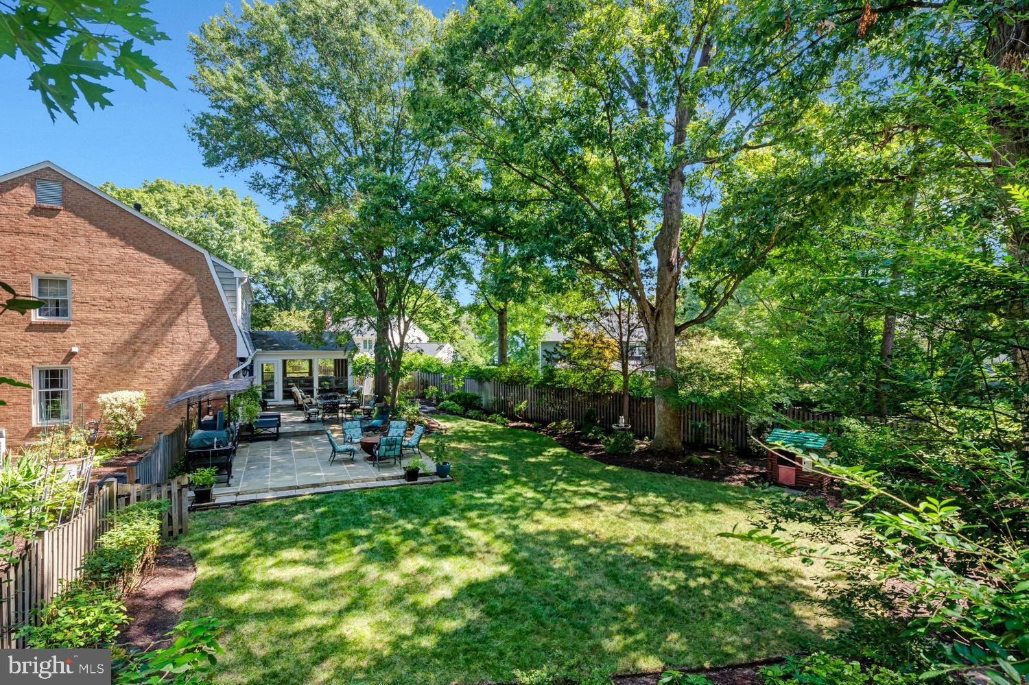 3723 RIVERWOOD ROAD