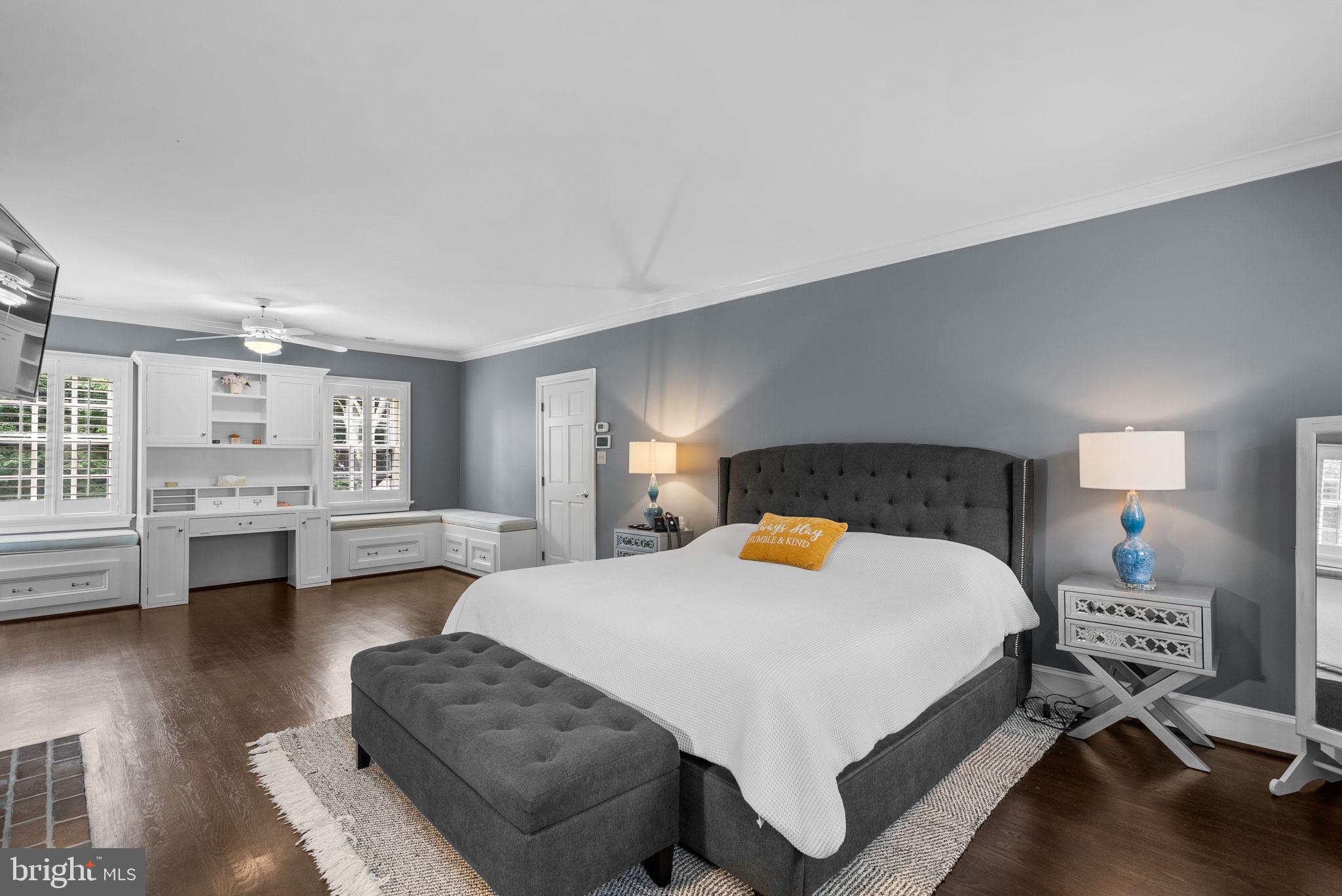 GLEN MILL KNOLLS - Residential