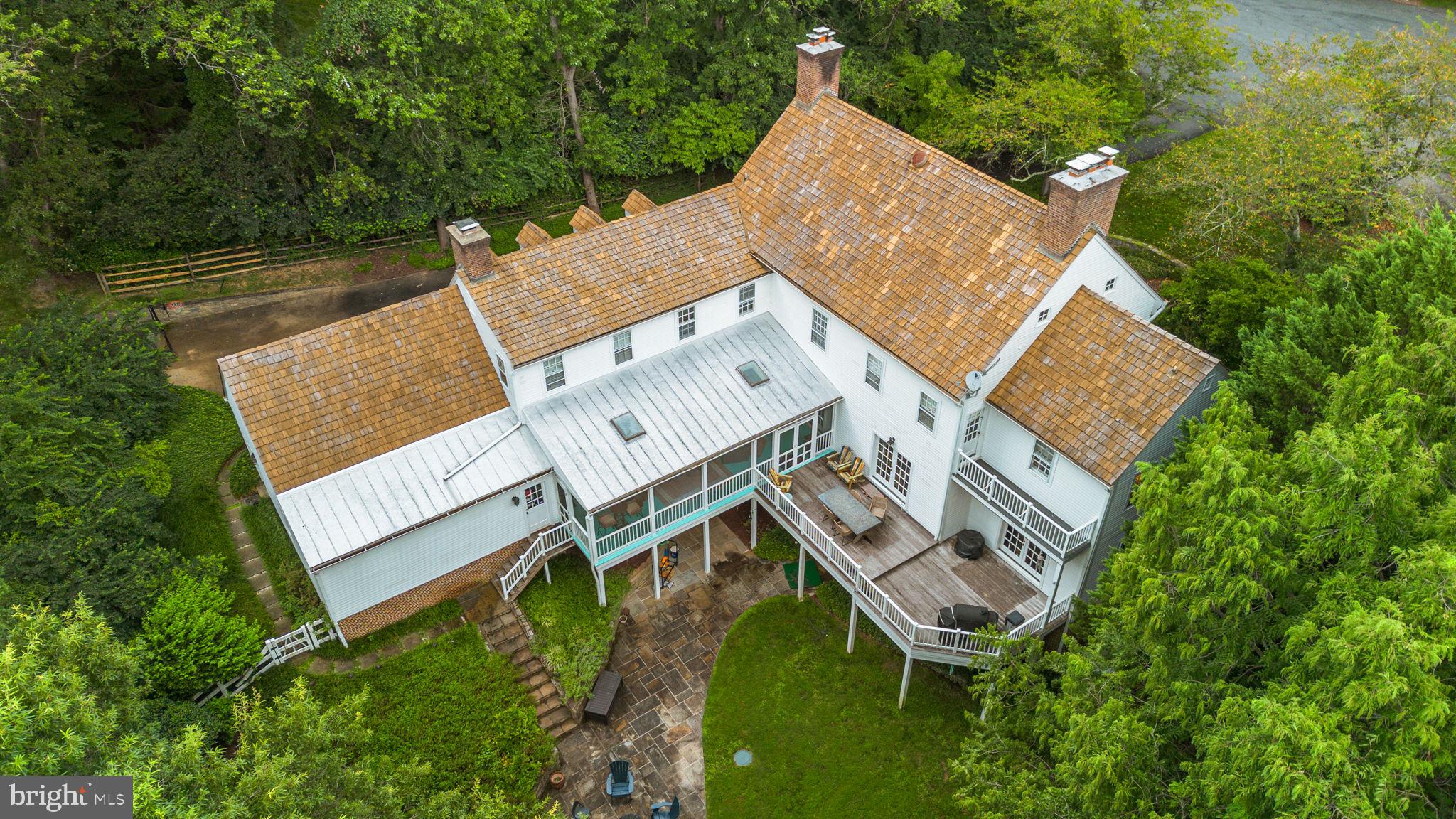 GLEN MILL KNOLLS - Residential