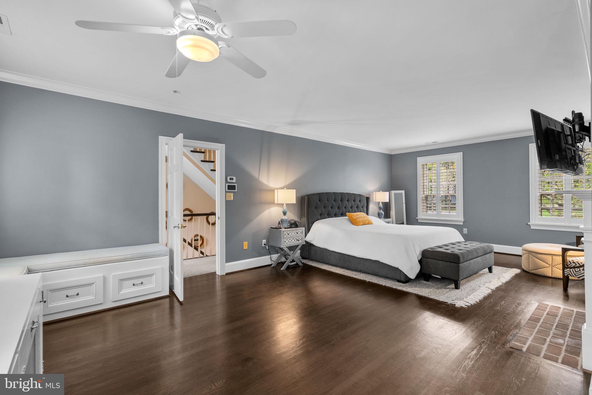 GLEN MILL KNOLLS - Residential