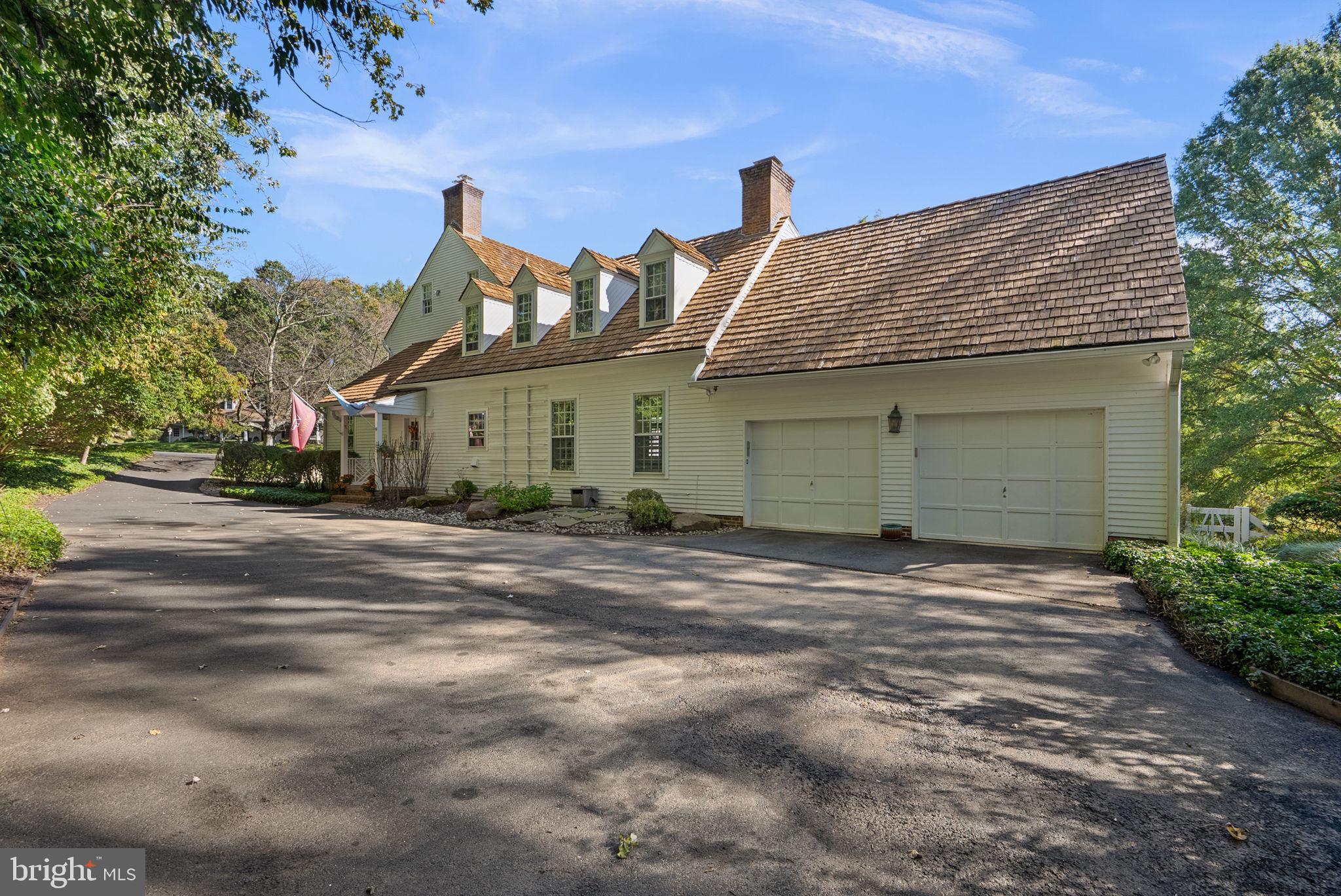 GLEN MILL KNOLLS - Residential